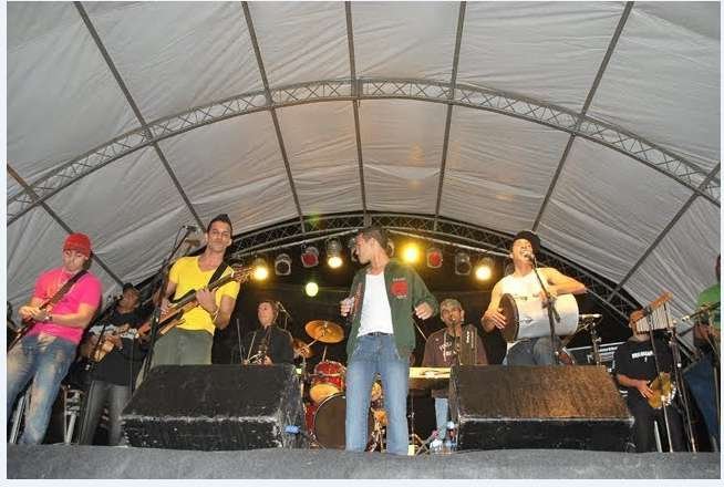 Brilhasamba no Festival de Verão